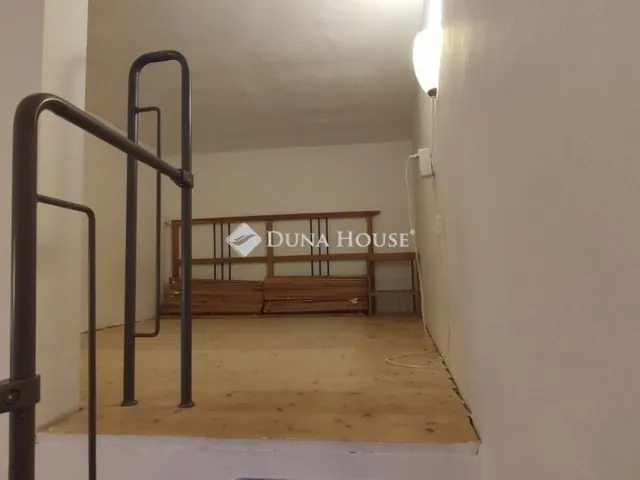 Eladó lakás Budapest VI. kerület 57 nm