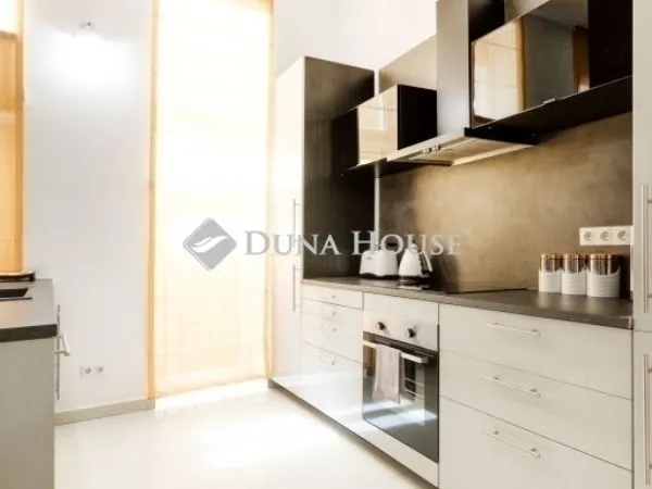 Eladó lakás Budapest V. kerület 56 nm