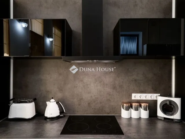 Eladó lakás Budapest V. kerület 56 nm