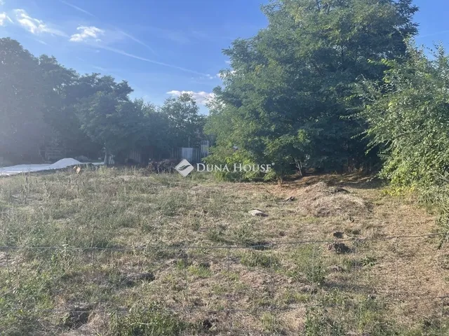 Eladó telek Pilis 596 nm