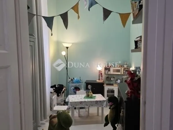 Eladó lakás Budapest XII. kerület, Németvölgy 75 nm