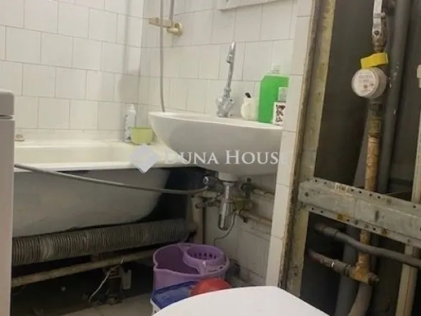 Eladó lakás Budapest XVIII. kerület, Havanna lakótelep 35 nm