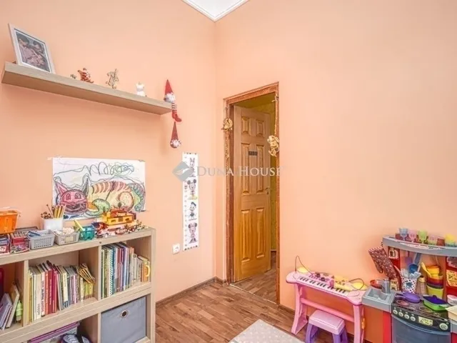 Eladó lakás Budapest VIII. kerület, Corvin negyed 86 nm