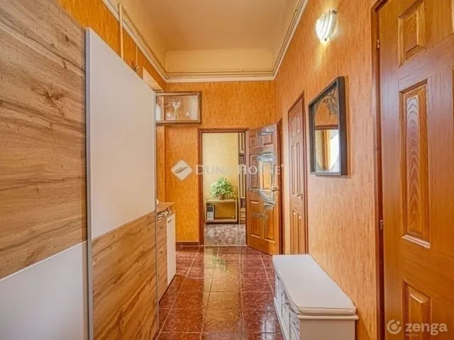 Eladó lakás Budapest VIII. kerület, Corvin negyed 86 nm