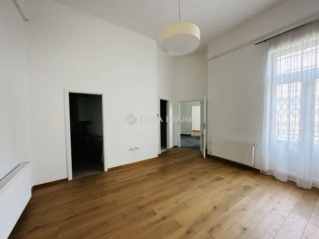 Eladó lakás Budapest VIII. kerület, Józsefváros 87 nm