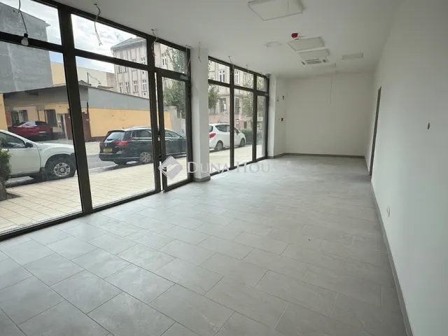 Eladó kereskedelmi és ipari ingatlan Budapest VIII. kerület, Józsefváros 58 nm