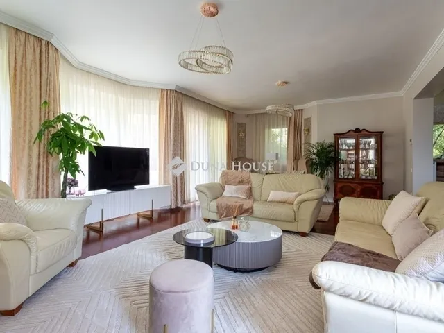 Eladó ház Budapest II. kerület 270 nm