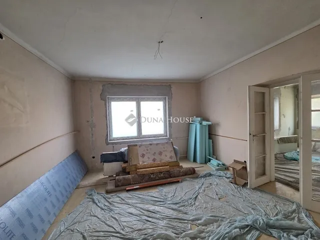 Eladó ház Üllő 80 nm