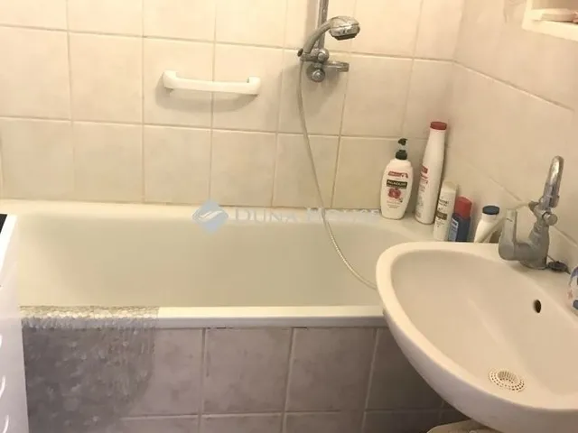 Eladó lakás Budapest XV. kerület 59 nm