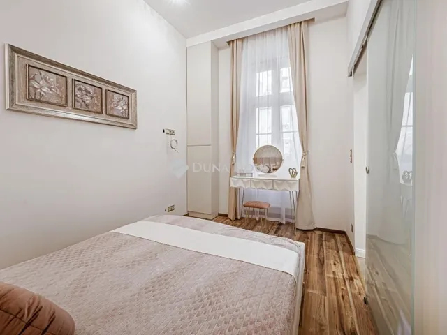 Eladó lakás Budapest VI. kerület, Diplomatanegyed 83 nm