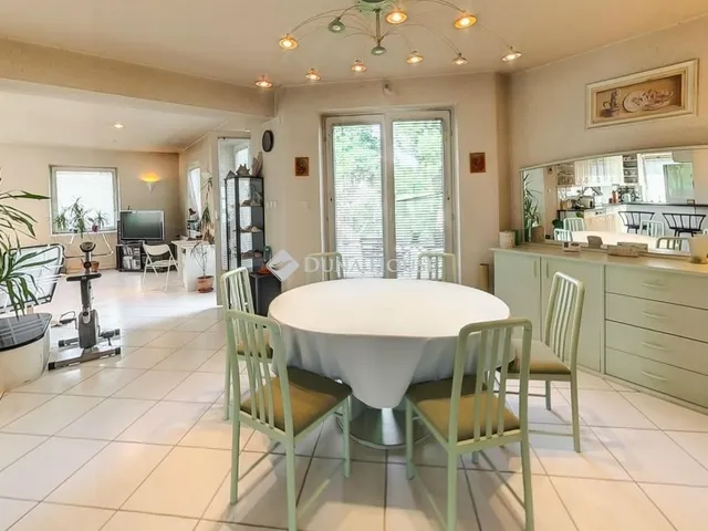 Eladó ház Budapest XVI. kerület 248 nm