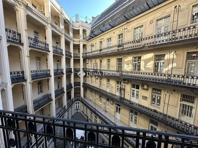 Eladó lakás Budapest VI. kerület, Diplomatanegyed 112 nm