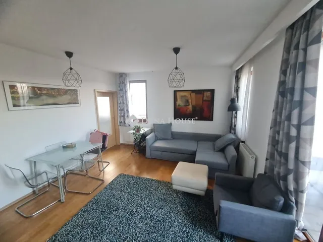 Eladó lakás Budapest VI. kerület, Nagykörúton belüli terület 72 nm