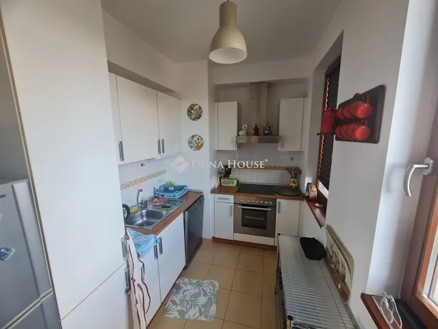 Eladó lakás Budapest VI. kerület, Nagykörúton belüli terület 72 nm