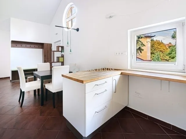 Eladó lakás Budapest XII. kerület, Orbánhegy 74 nm