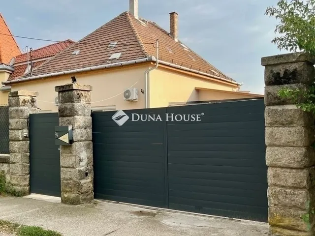 Eladó ház Budapest XVI. kerület 86 nm