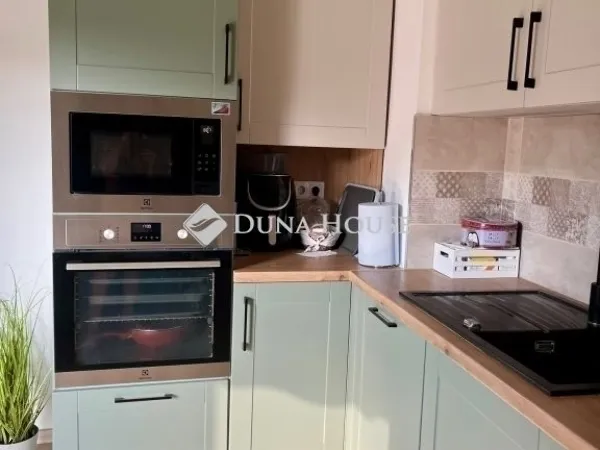 Eladó ház Budapest XVI. kerület 86 nm