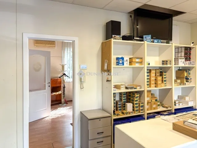 Eladó kereskedelmi és ipari ingatlan Budapest XIII. kerület 276 nm