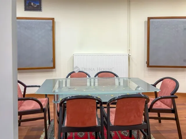 Eladó kereskedelmi és ipari ingatlan Budapest XIII. kerület 276 nm