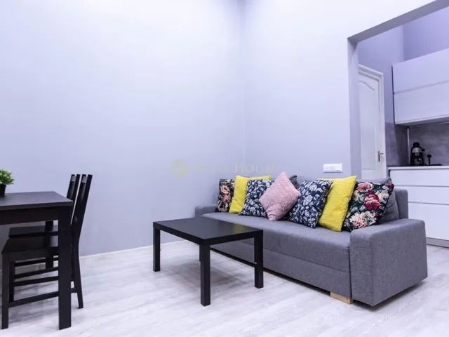 Eladó lakás Budapest VI. kerület 90 nm