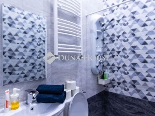 Eladó lakás Budapest VI. kerület 90 nm