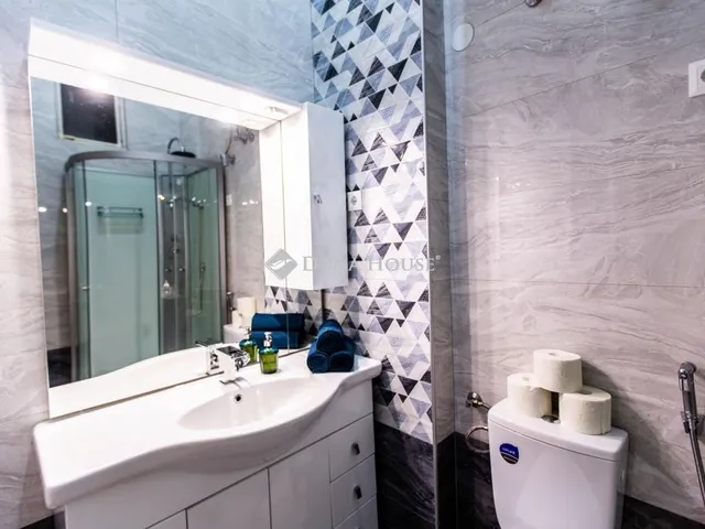 Eladó lakás Budapest VI. kerület 90 nm