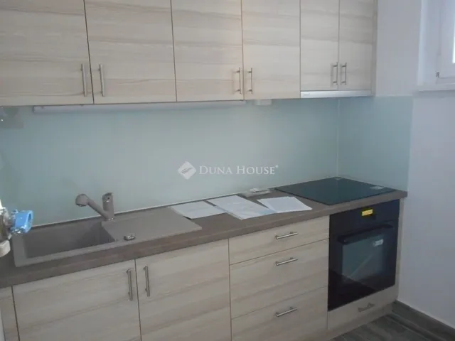 Eladó lakás Budapest XVIII. kerület 72 nm