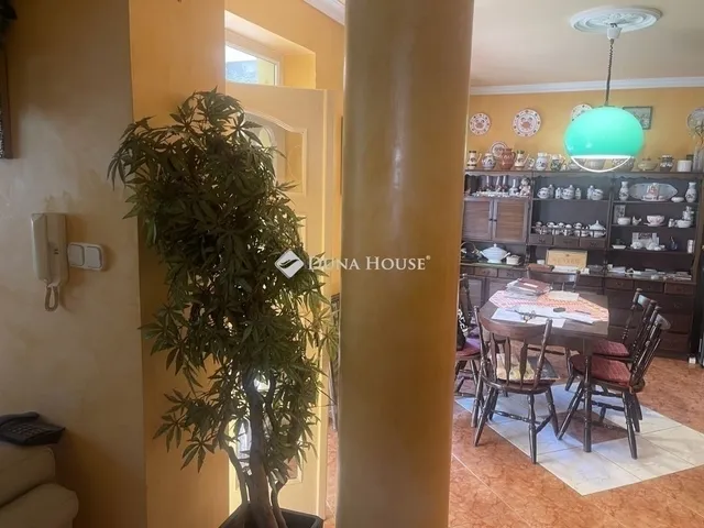 Eladó ház Budapest XVIII. kerület 235 nm