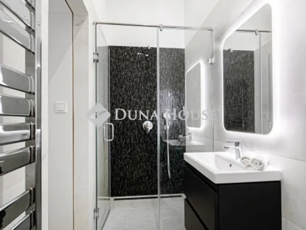 Eladó lakás Budapest V. kerület, Belváros 86 nm