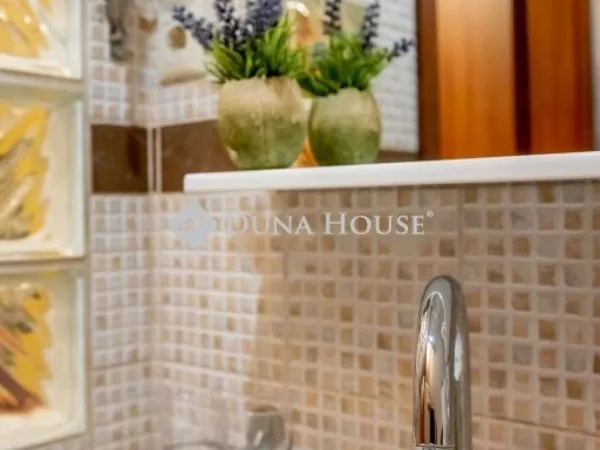 Eladó kereskedelmi és ipari ingatlan Monor 2016 nm