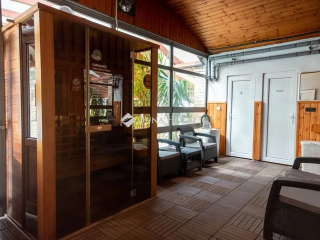 Eladó kereskedelmi és ipari ingatlan Monor 2016 nm