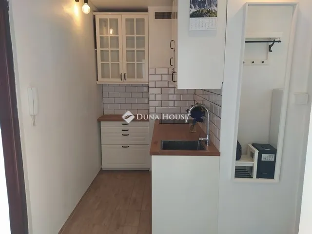 Eladó lakás Budapest XV. kerület, Újpalota 35 nm