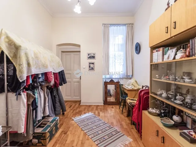 Eladó lakás Budapest VI. kerület, Nagykörúton belüli terület 80 nm