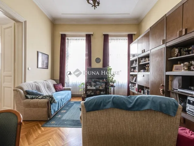 Eladó lakás Budapest VI. kerület, Nagykörúton belüli terület 80 nm