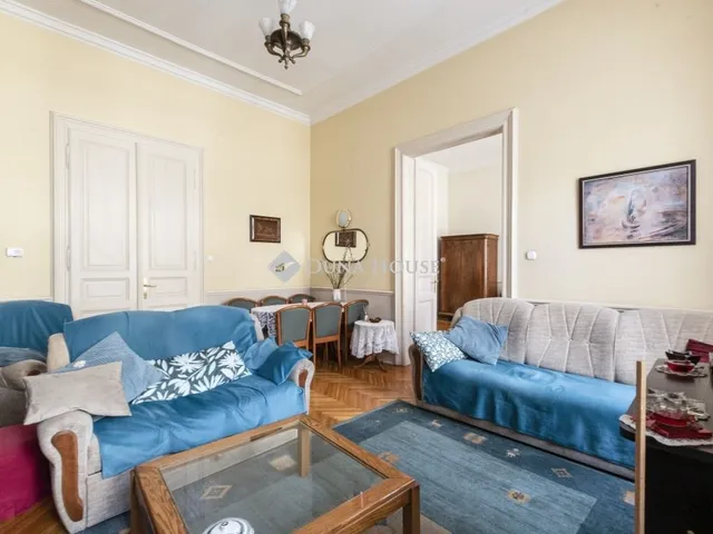 Eladó lakás Budapest VI. kerület, Nagykörúton belüli terület 80 nm