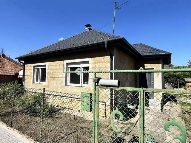 Eladó ház Vecsés 60 nm