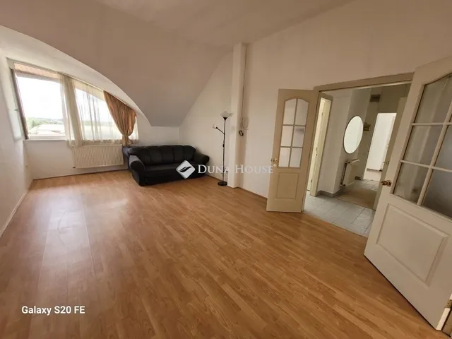 Eladó lakás Vecsés 93 nm