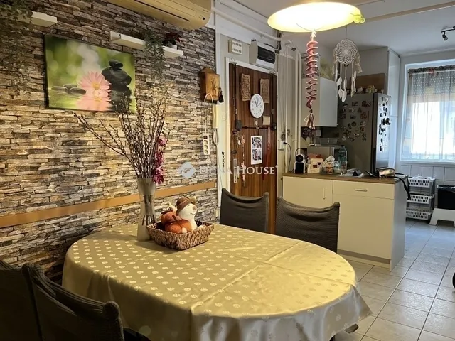 Eladó lakás Budapest XXI. kerület 71 nm