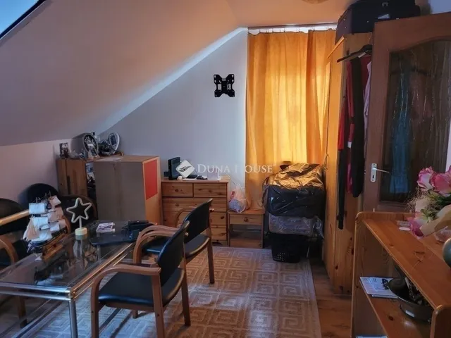 Eladó lakás Üllő 72 nm