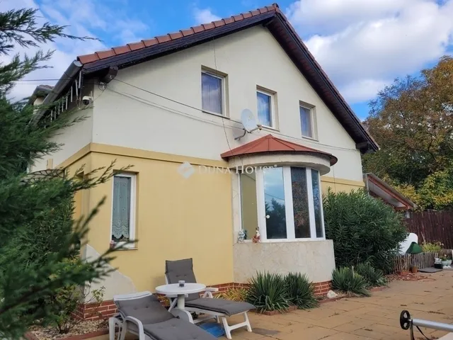 Eladó lakás Üllő 72 nm