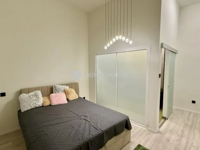 Eladó lakás Budapest VI. kerület, Nagykörúton kívüli terület 70 nm