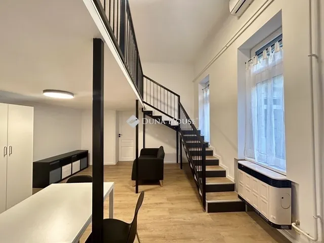 Eladó lakás Budapest VIII. kerület, Palotanegyed 63 nm