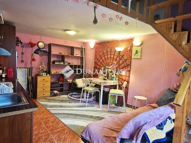 Eladó lakás Budapest X. kerület, Óhegy 27 nm