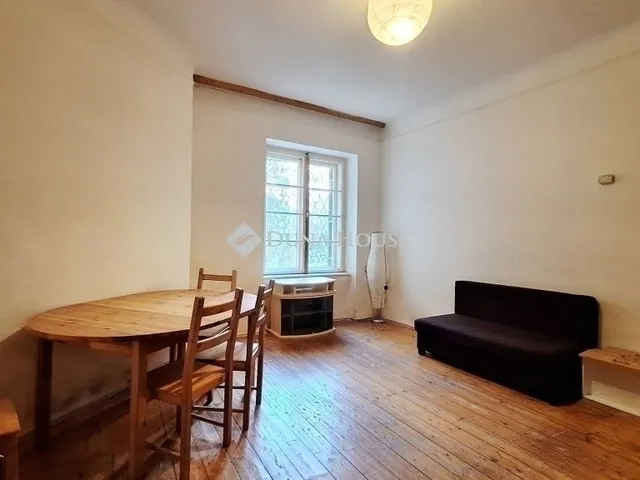 Eladó lakás Budapest VIII. kerület 55 nm