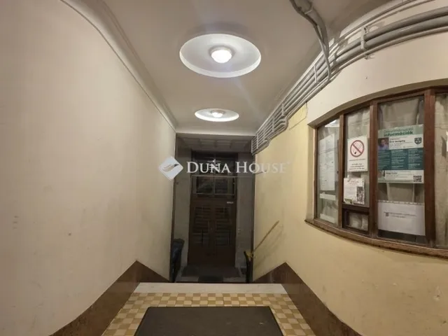 Eladó lakás Budapest II. kerület 42 nm