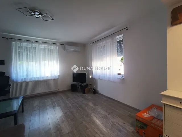 Eladó ház Budapest XVIII. kerület 90 nm