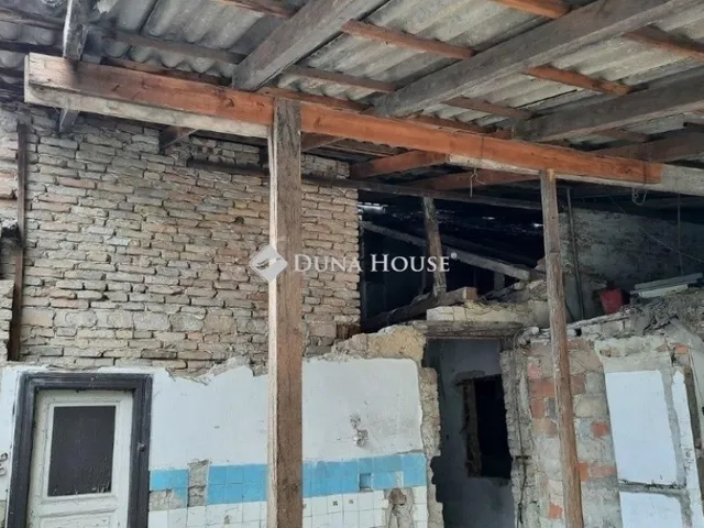 Eladó telek Budapest X. kerület 531 nm