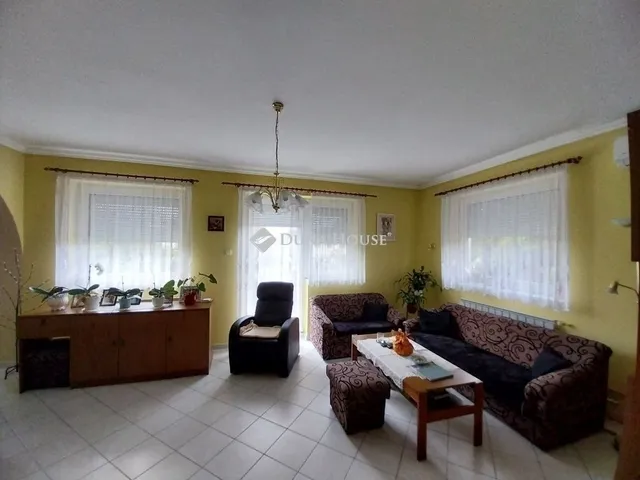 Eladó lakás Budapest XVII. kerület 111 nm