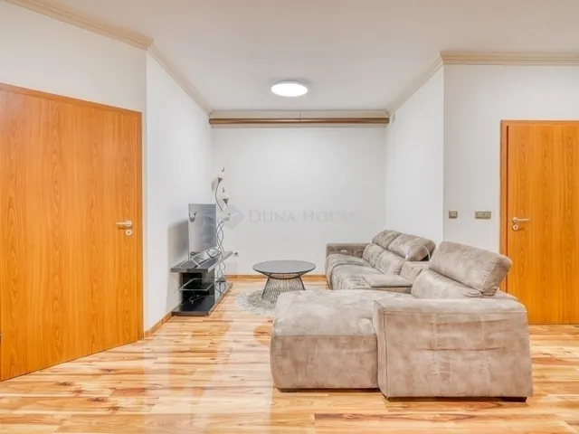 Eladó lakás Budapest X. kerület 90 nm