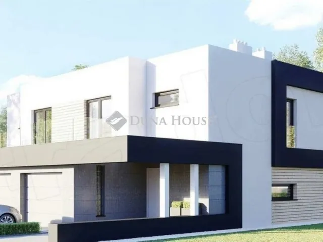 Eladó ház Csomád 109 nm